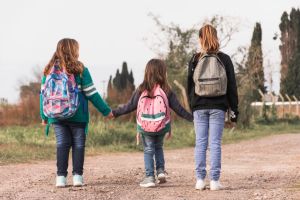 À Hayange, le maire RN supprime les navettes scolaires et laisse parents et enfants désemparés avant la rentrée