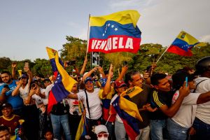 Las elecciones serán en el 2030, pero ya estamos en campaña