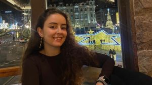 Cristina Prida ya tiene plaza fija de maestra en Asturias con 28 años: 