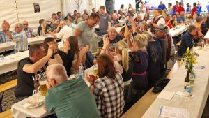 Bayerisches Wochenende in Neudingen: Hier trifft Tracht auf Party