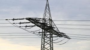 Hohe Strompreise in Deutschland: Leerer Haushalt, leere Versprechen