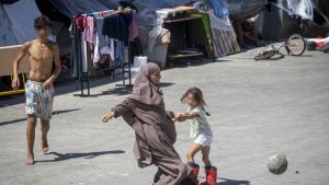 Acoger a los niños y niñas: un antídoto al fascismo