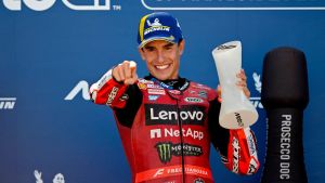 Márquez vuelve al acecho