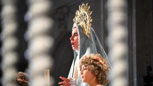 A propósito de Massip, Amorós, las niñas y la Festa