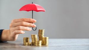 Neobrazovanje i nepoverenje: Zašto građani štede u bankama umesto da ulože u nešto što donosi mnogo veću zaradu?