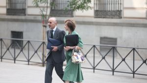 La UDEF ya ha confiscado en el caso Plus Ultra 490.000 euros en metálico, 564.000 euros en Miami, relojes por 240.000 euros y las joyas de Zapatero