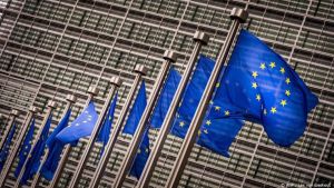 Brussel: strengere EU-regels voor ChatGPT, Reddit en Roblox