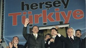 TÜRKİYE’NİN KAYIP YILLARINDAN YÜKSELİŞİNE: ERDOĞAN’IN KESKİN ZEKÂSI VE 25 YILLIK BÜYÜK DÖNÜŞÜM