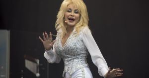 Why Scotland's politicians should be a little more like Dolly Parton