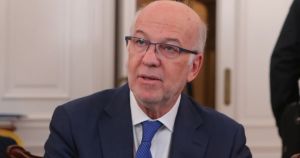 Φλωρίδης για κόμμα Σαμαρά: «Κινδυνεύει να γίνει το πιο σύντομο ανέκδοτο – Ελπίζουν να κόψει ποσοστά από τη ΝΔ»