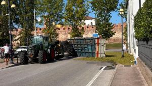 Si ribalta il carico di uva: bloccata la provinciale a Montagnana