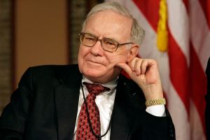 Warren Buffett Said This Everyday Skill Separates Smart Leaders From Everyone Else