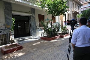 Εγκλημα στην Κυψέλη: Πάνω από δέκα φορές είχαν μαχαιρώσει το βρέφος – Τι έδειξε η ιατροδικαστική εξέταση