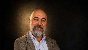 Dr. Mehmet Fatih KOŞAN: Şiirin, yolun ve kültürün izinde bir hayat