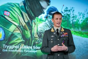 Kunstig intelligens må styres av mennesker – også i Forsvaret