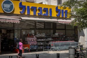 Man arrested for allegedly lacing supermarket baby food with sedatives