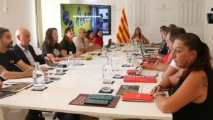 Los 85.000 docentes catalanes se incorporan hoy a los centros educativos con la mirada puesta en la huelga del día 8