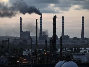 Varcoe: 'Significant competitive threat': U.S. oil deal with Venezuela has ramifications for Alberta oilsands