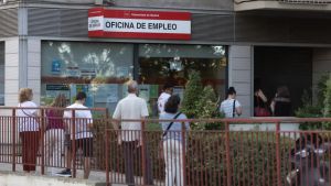 ¿Sobran funcionarios en España?