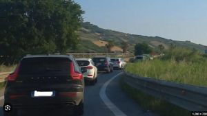 Cantieri Ascoli-Mare. Tornano file e disagi