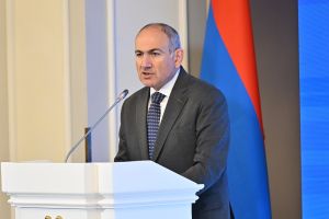Пашинян приехал на ШОС, чтобы встретится с американским сенатором