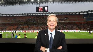 Risate e la passione per l’Inter, il comico Bertolino sul palco di Varzi