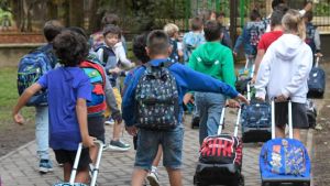 Scuola in Lombardia, assunti 7mila prof. Scatta la ricerca di supplenti