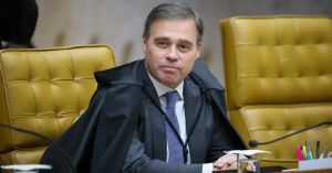Mendonça x Moraes: conflito mostra racha no STF, que é alvo eleitoral
