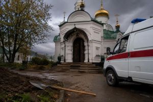 Остановил маньяка с лопатой — рискуешь получить срок за убийство: цена героизма в России