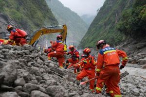 Não, a China não está censurando a tragédia na fronteira com o Nepal