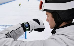 Batteria fino a 21 giorni e mappe per 3.000 piste da sci: ecco il nuovo Huawei Watch GT 7