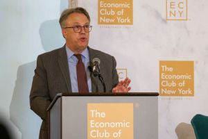 Fed's Williams: stijgende rentes door sterke economie, meldt CNBC