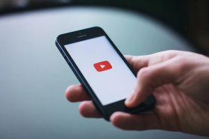 O YouTube virou establishment. E agora precisa defender seu status quo