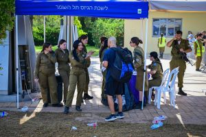 IDF didn’t take DNA from 20,000 new recruits, including fighters, amid budget dispute