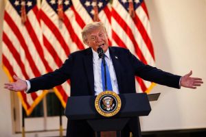 Donald Trump veut renommer le détroit d’Ormuz en « détroit Trump », ou comment faire croire qu’on a la main quand on s’enlise