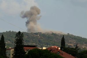 Iran has warned US it will respond forcefully to any Israeli offensive on south Lebanon ridge
