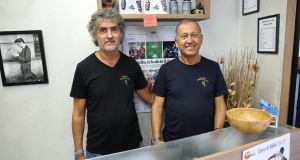 Ferrara, Luca e Anto: 50 anni fra tagli, pettini e sport