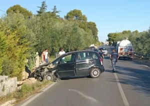 Incidente sulla Corato-Ruvo, 22enne perde il controllo dell’auto e finisce fuori strada