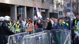 Niško tužilaštvo traži tri meseca zatvora uslovno za studenta koji je jajima gađao gradonačelnika