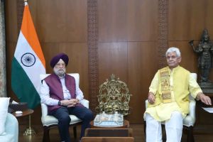 LG Sinha Meets Puri, Discusses J&K Development