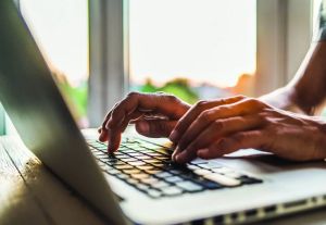 AI disrupts computer programmer kingdom: Philp
