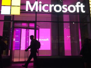Du er melkeku for Apple og Microsoft