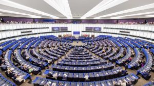 Evroposlanici Zelenih/EFA traže niz kaznenih mera prema Beogradu zbog uporebe špijunskog softvera