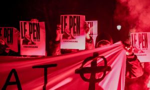 Bolloré, Zemmour, RN... Olivier Dard remet les 