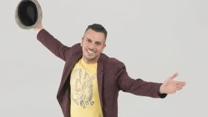 Mirko Casadei nel segno di Raoul sul palco per la festa del liscio: “Con noi anche gli storici componenti della band”