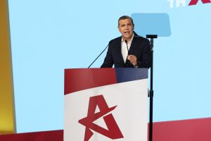 Τι κρύβει ο…...