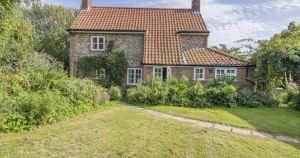 Three-bedroom cottage dating from 1820 to go under the hammer