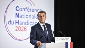 Conférence nationale sur le handicap : faute d’annonces, Emmanuel Macron se gargarise et sort les violons