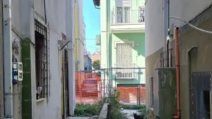 Hotel da espropriare e demolire: 