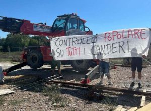 Blitz anti-Frangerini degli attivisti in 3 cantieri. L’imprenditore chiede l’intervento del prefetto